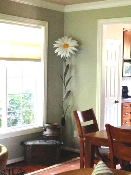 Giant  Daisy
